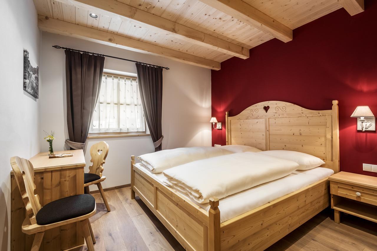 Villa Pradel Dolomites San Martino in Badia Exterior foto
